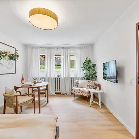 شقة Black Forest Flower *