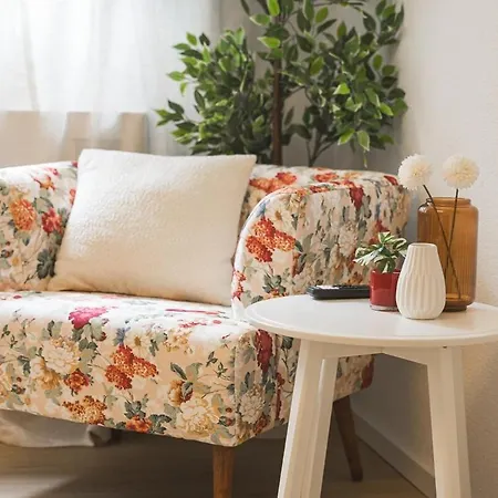 Black Forest Flower باد ويلباد