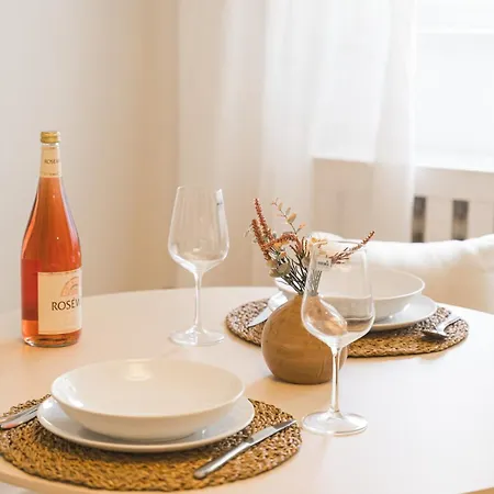 شقة Black Forest Flower *