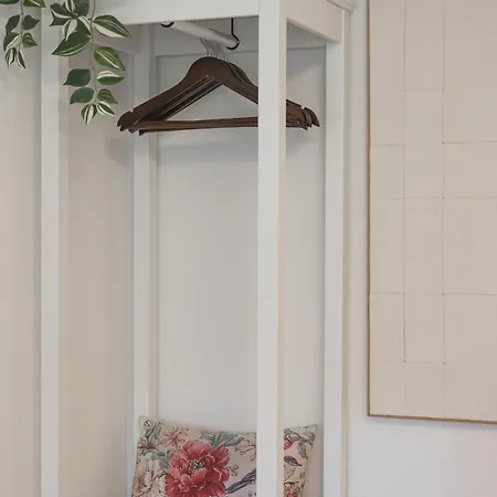 Black Forest Flower شقة *